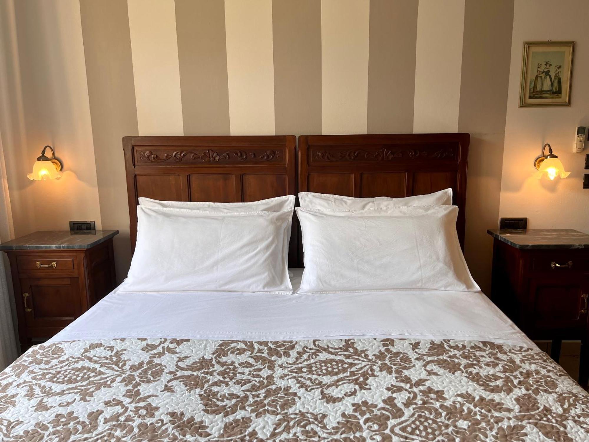 Belvedere Bike Hotel Montà Екстериор снимка
